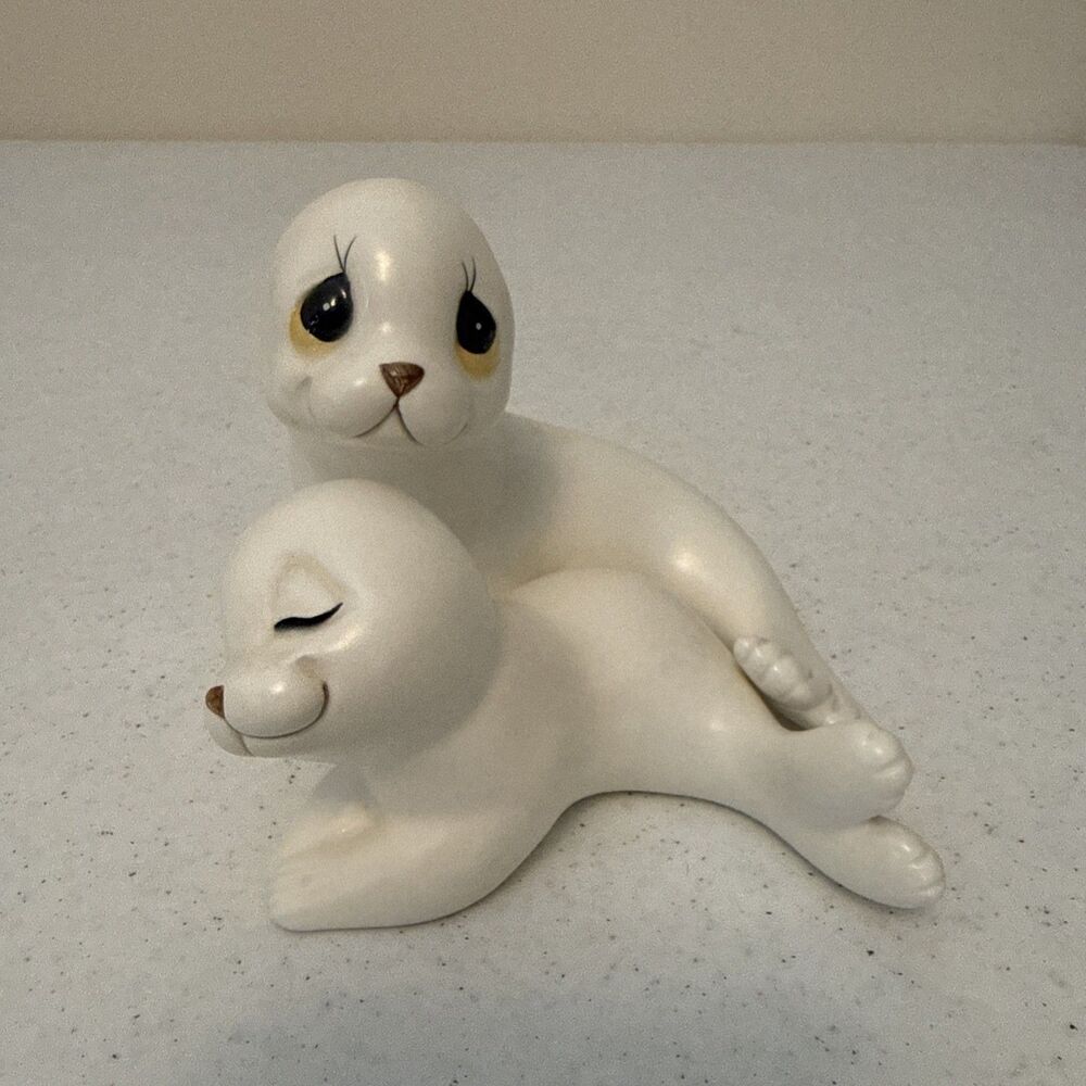 VTG Oxford Mother Seal Baby Pup White Ceramic Figurine Made in Mexico 2 Set